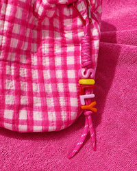 Silly Unicorn Keychain clipped to Le Bag